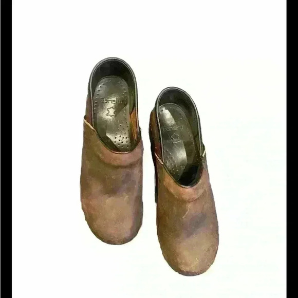 DANSKO Pita Brown Oiled Leather Clogs size 39 (9) - Picture 1 of 6